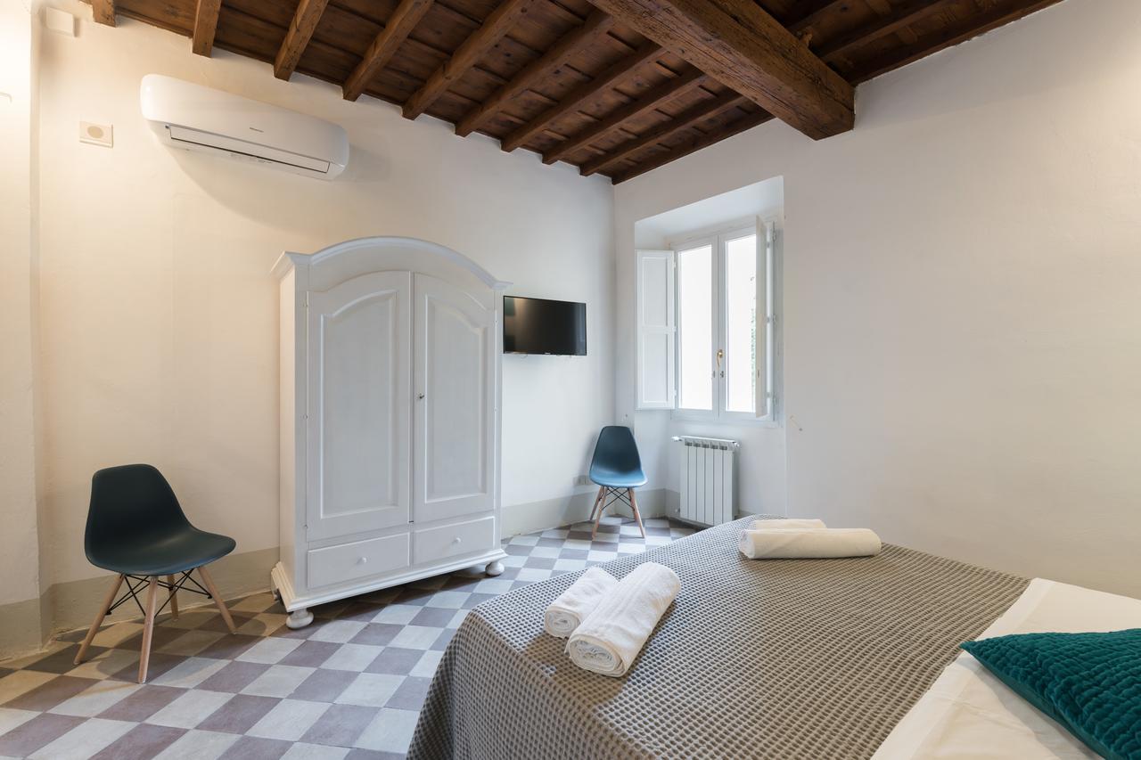 F6 - Santa Croce One Bedroom Flat For 2 Or 3 Guests Florenz Exterior foto